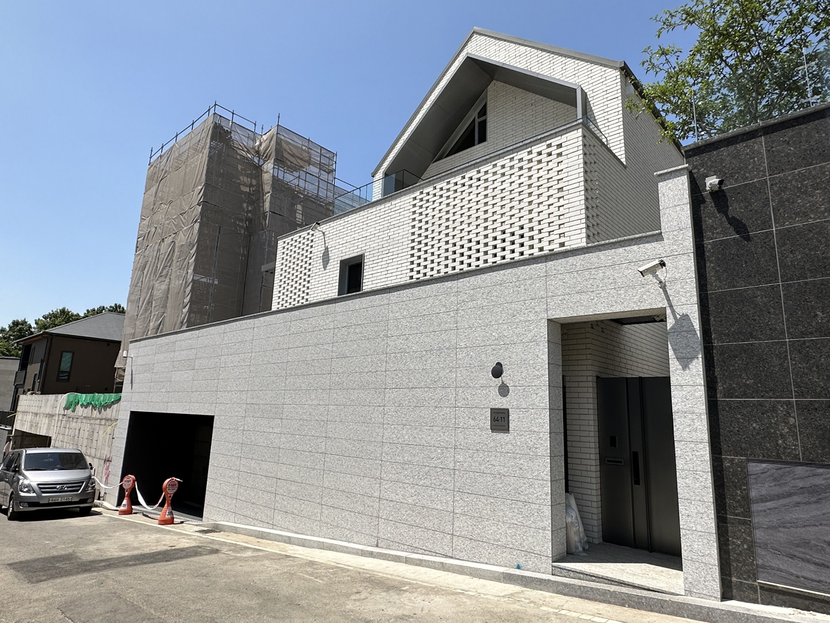 http://www.richdoor.co.kr/user/r/richdoor/editor/2305/d1fe67b1501887a8fb947daf700580f2_1685078128_9052.jpg 이미지크게보기